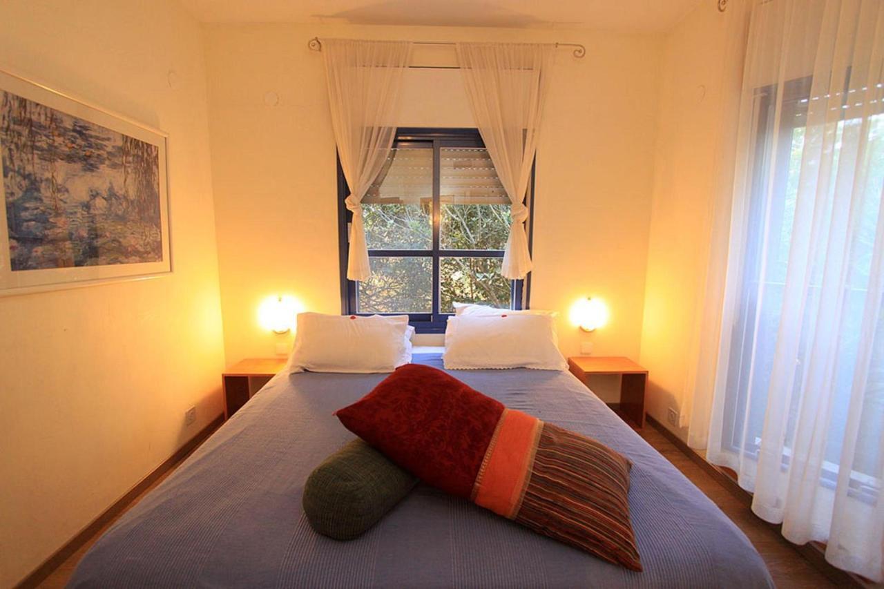 Bar Bakfar Villa Sharona Ruang foto